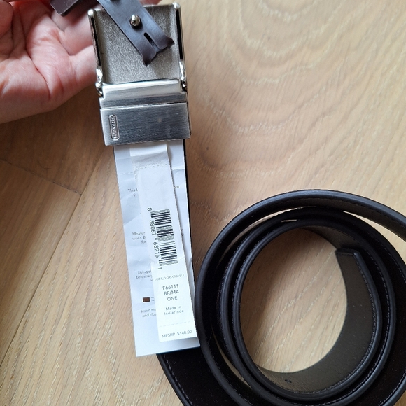 New Coach F66111 Marine Belt With Coach Engraved Buckle - Picture 4 of 7